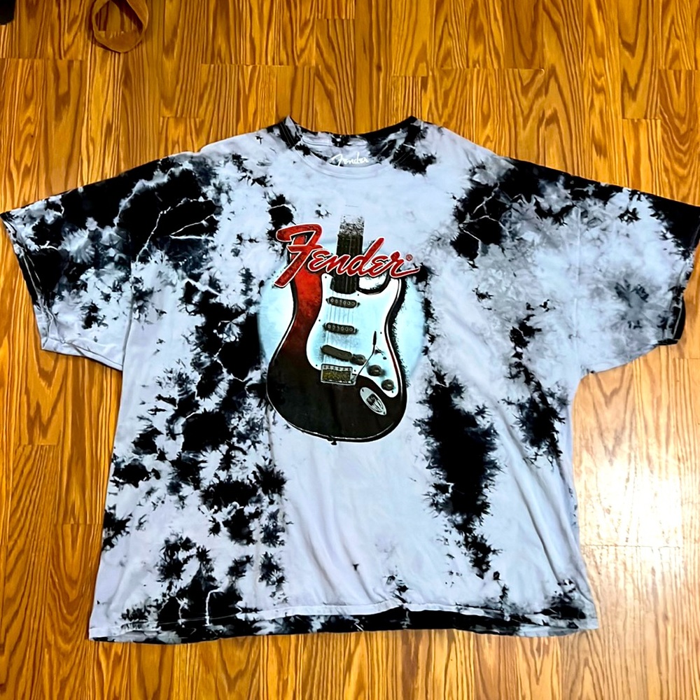 fender guitar t-shirt size 3XL